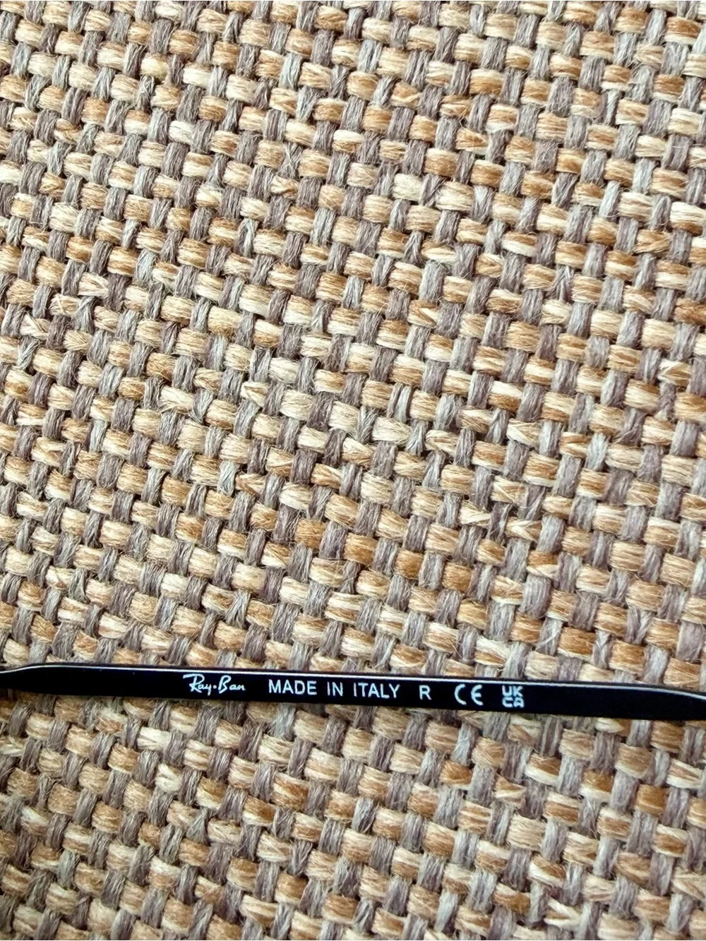 Ray-Ban RB3447 Round Metal Black G-15 Sunglasses Complete Set